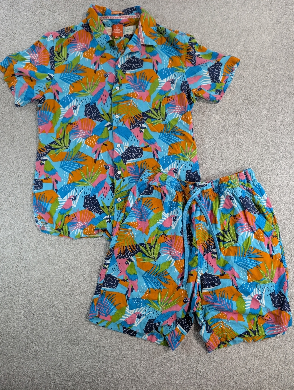 Free Planet Tropical Jungle Bird Print 2-Piece Set | Men’s Medium | Summer Vacay